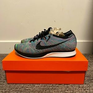 Nike Flyknit Racer